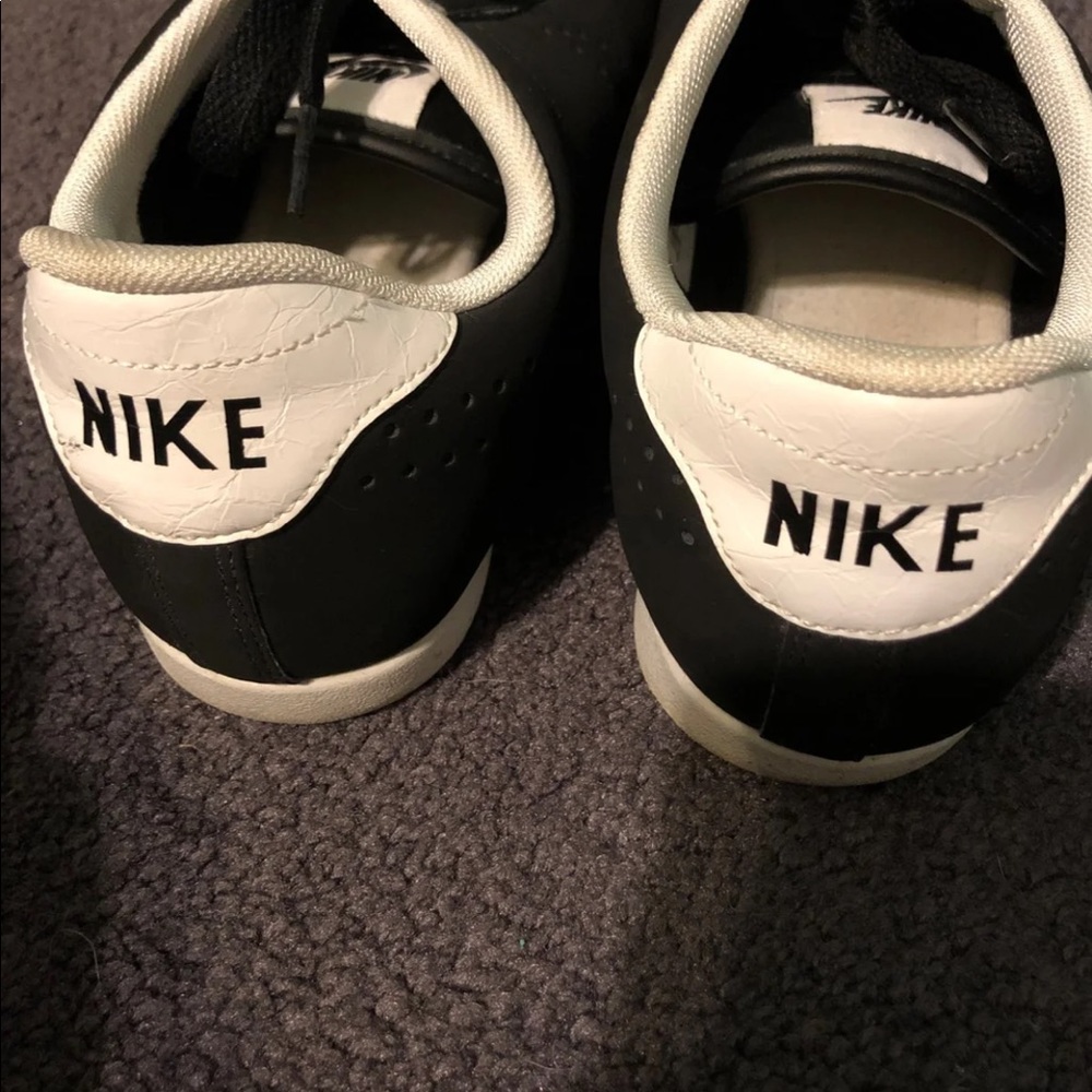 Nike sneakers - Picture 3 of 3